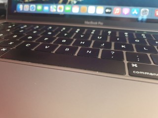Macbook pro (2018 touchbar