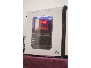 PC GAMER i5-7600K RTX 2070