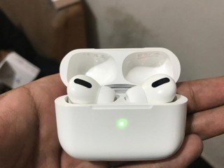 Air pods pro mastre copie comme original Desingned by appele in California Assembled in china